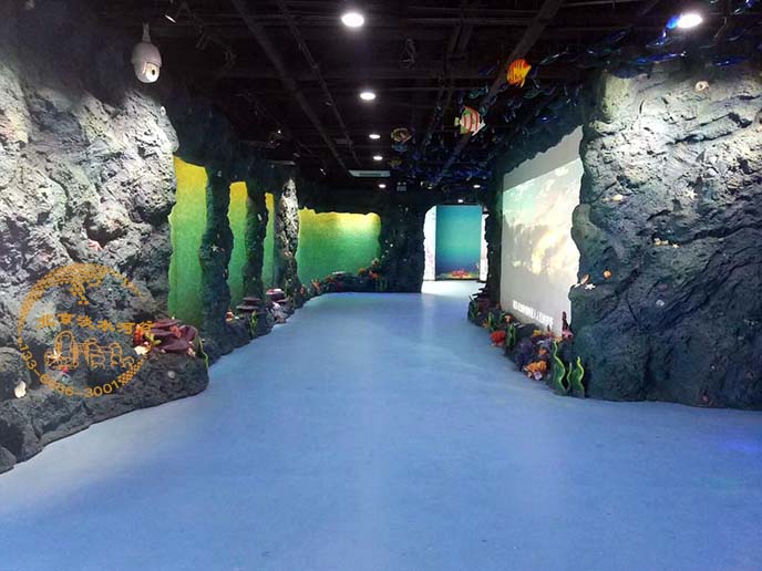 塑石假山.jpg 塑石假山