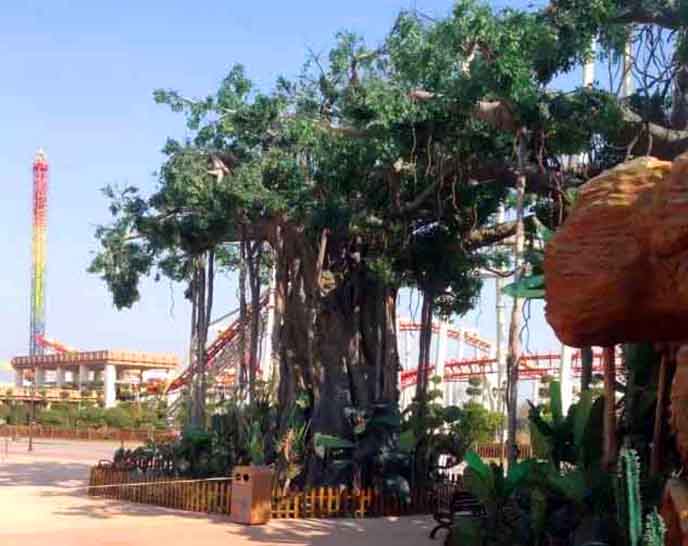 仿真榕樹.jpg 仿真榕樹