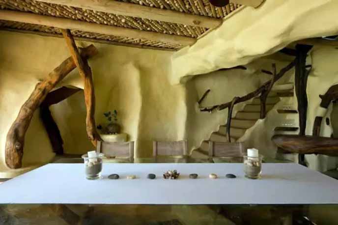 仿真溶洞飯店.jpg 仿真溶洞飯店