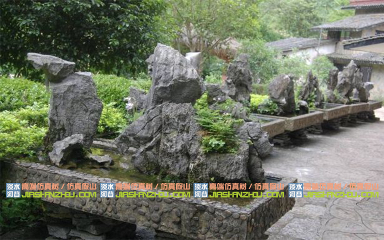 水泥假山.jpg 水泥假山