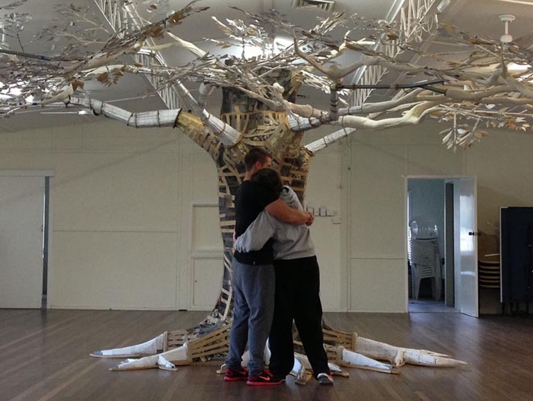 塑料仿真樹(shù)皮