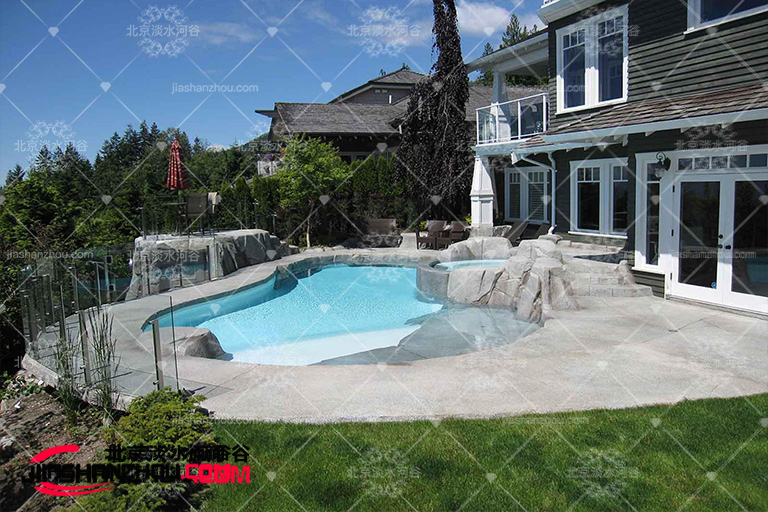 塑石假山.jpg 塑石假山