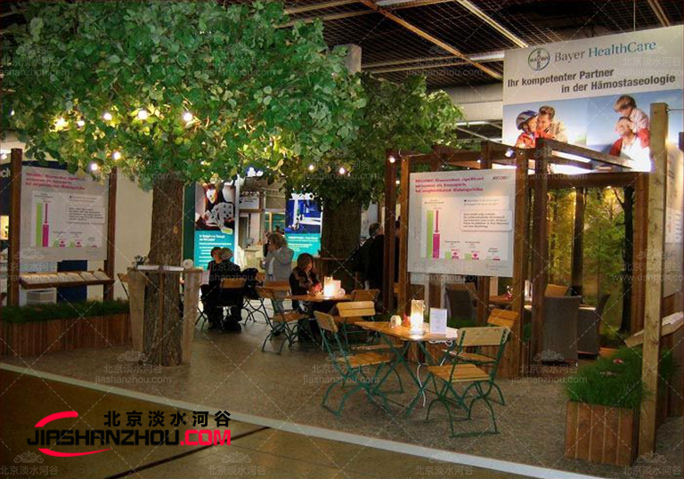 飯店仿真樹.jpg 飯店仿真樹