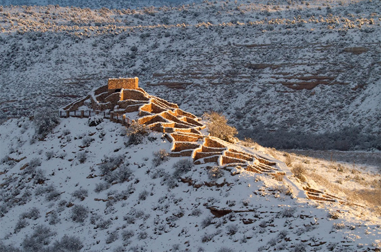 圖濟古特國家紀念碑.jpg 圖濟古特國家紀念碑