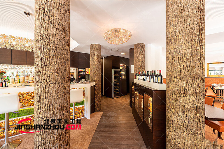 仿真木質洞穴酒店