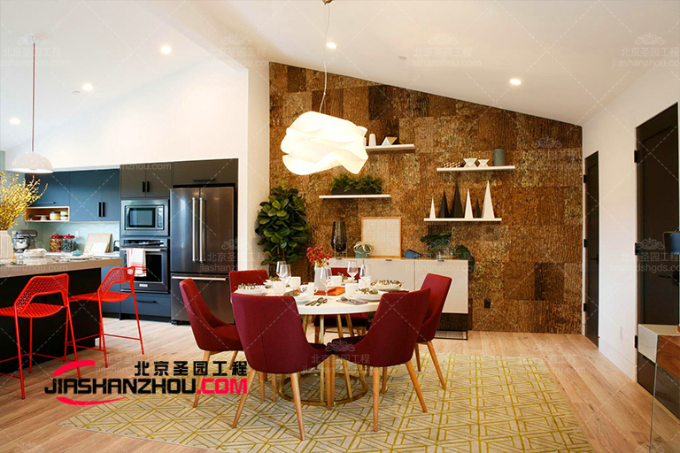 仿真洞穴木質酒店