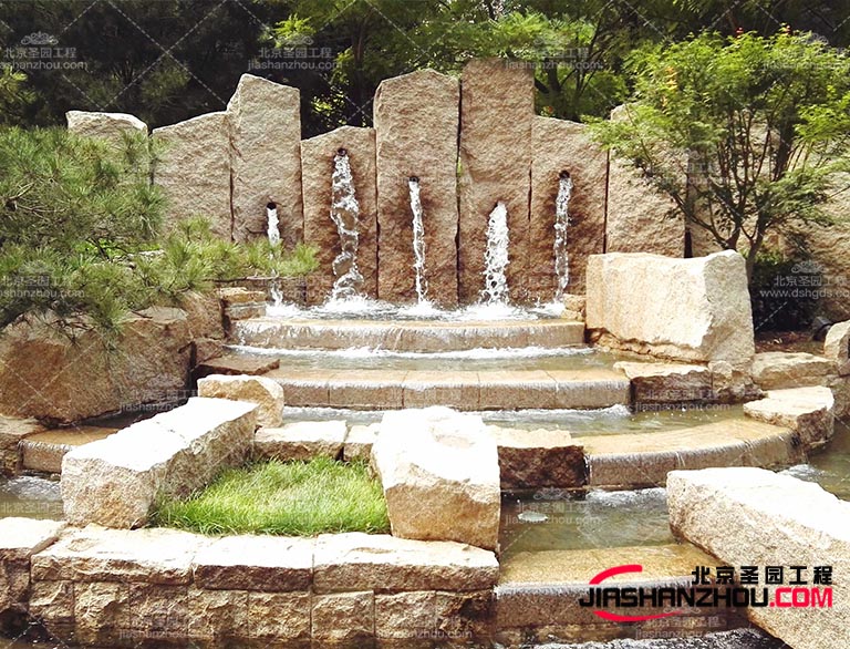 塑石假山.jpg 塑石假山