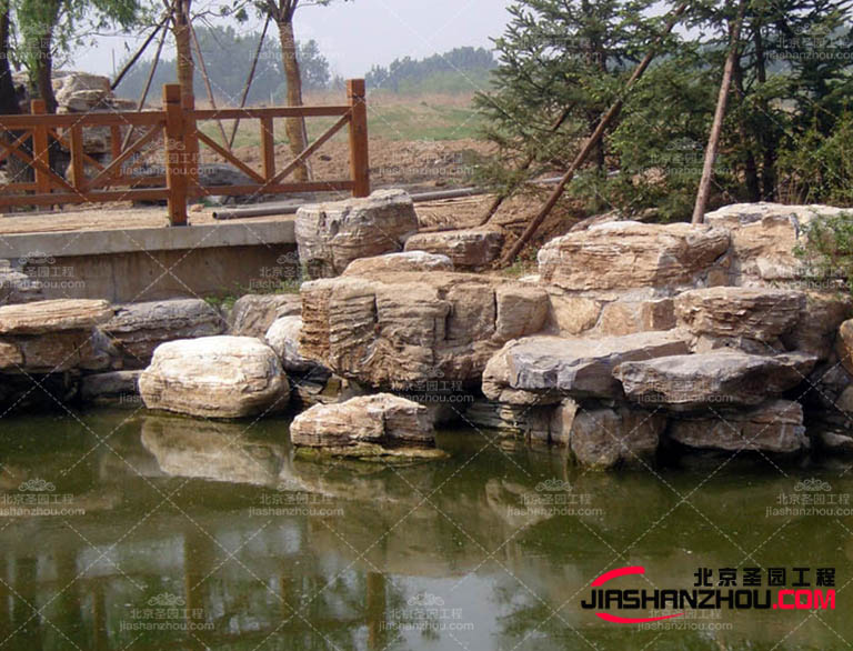塑石假山.jpg 塑石假山