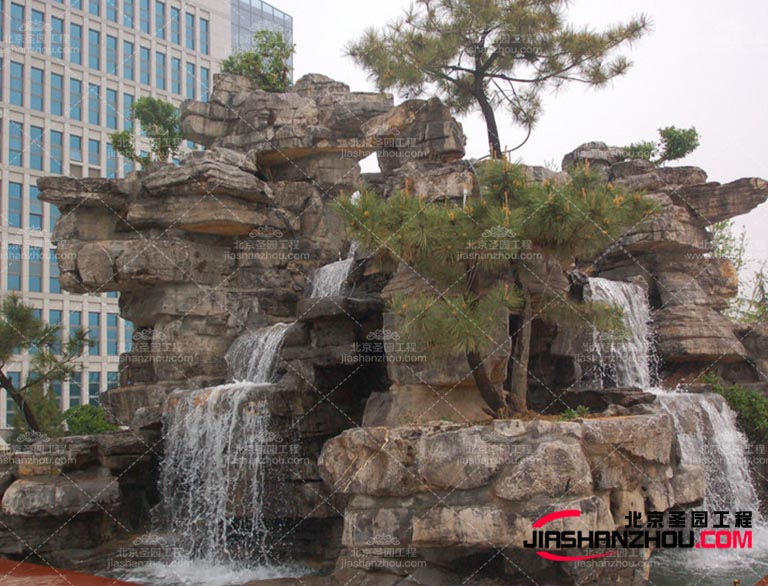 塑石假山.jpg 塑石假山