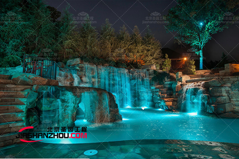 水泥假山.jpg 水泥假山.jpg